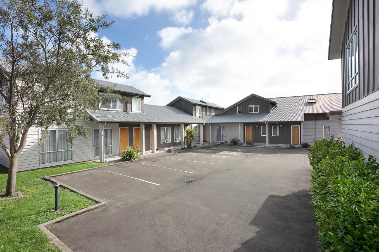 Arena Lodge พาล์เมอร์สตันนอร์ท ภายนอก รูปภาพ
